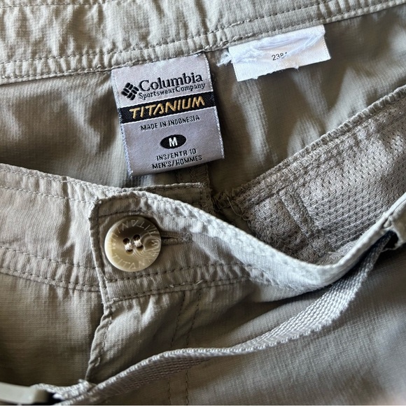 Columbia Titanium Omni-Dry Khaki Green Waterproof Hiking/Trail Cargo Shorts M - Picture 8 of 10